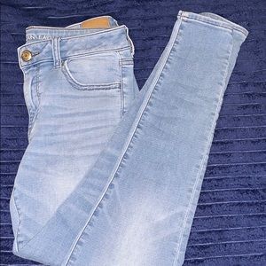 American Eagle Super Stretch Jeggings. 💙